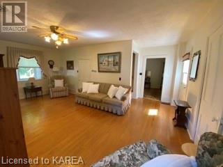 Listing 40412552 - Large Photo # 13