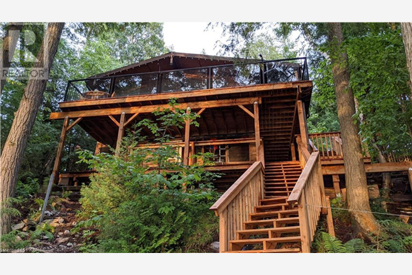 1303 WATTS ROAD, Haliburton
