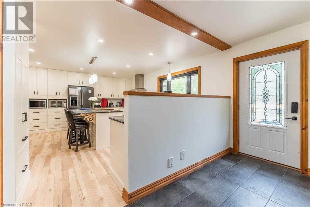 Listing 40413108 - Large Photo # 4