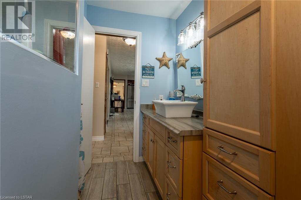 Listing 40413181 - Large Photo # 21