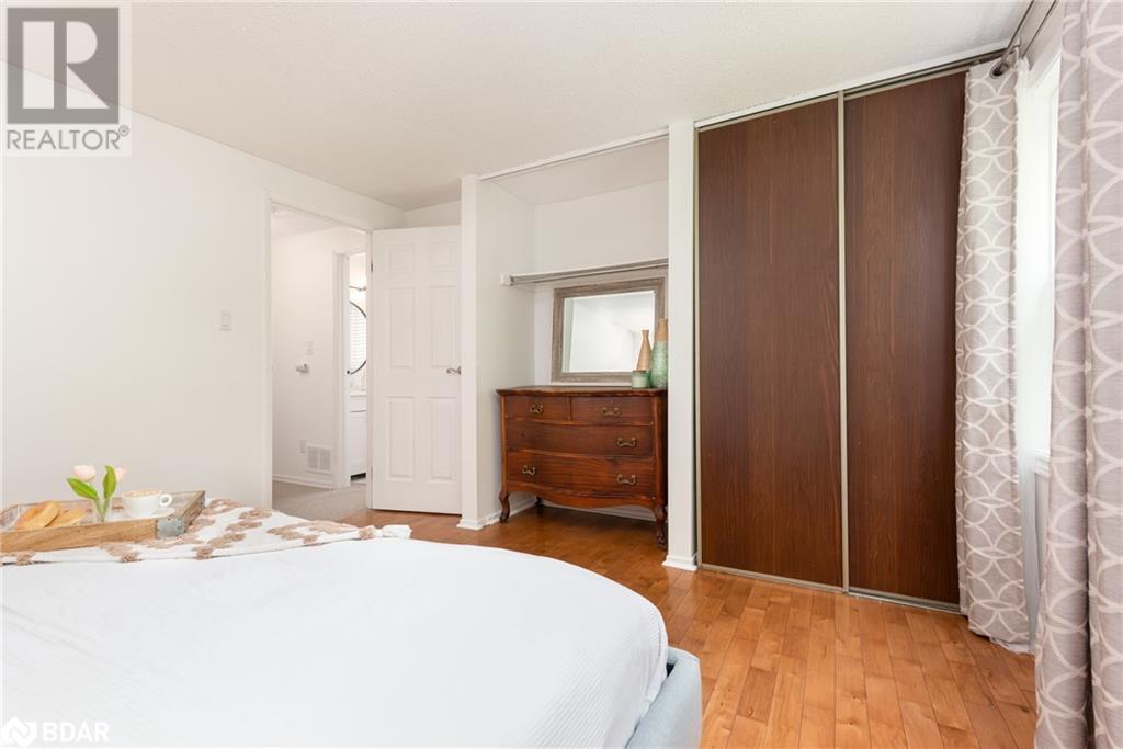 Listing 40413211 - Large Photo # 15