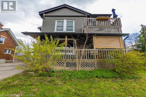 204 WHARNCLIFFE Road S, London