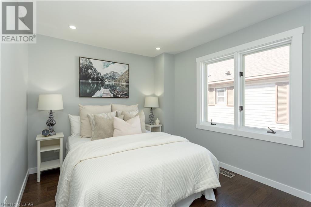 Listing 40413399 - Large Photo # 19
