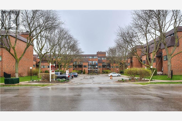 36 HAYHURST Road Unit# 118, Brantford