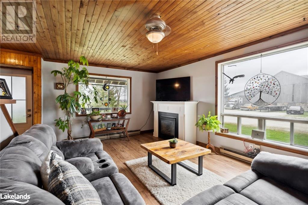 Listing 40413584 - Large Photo # 12