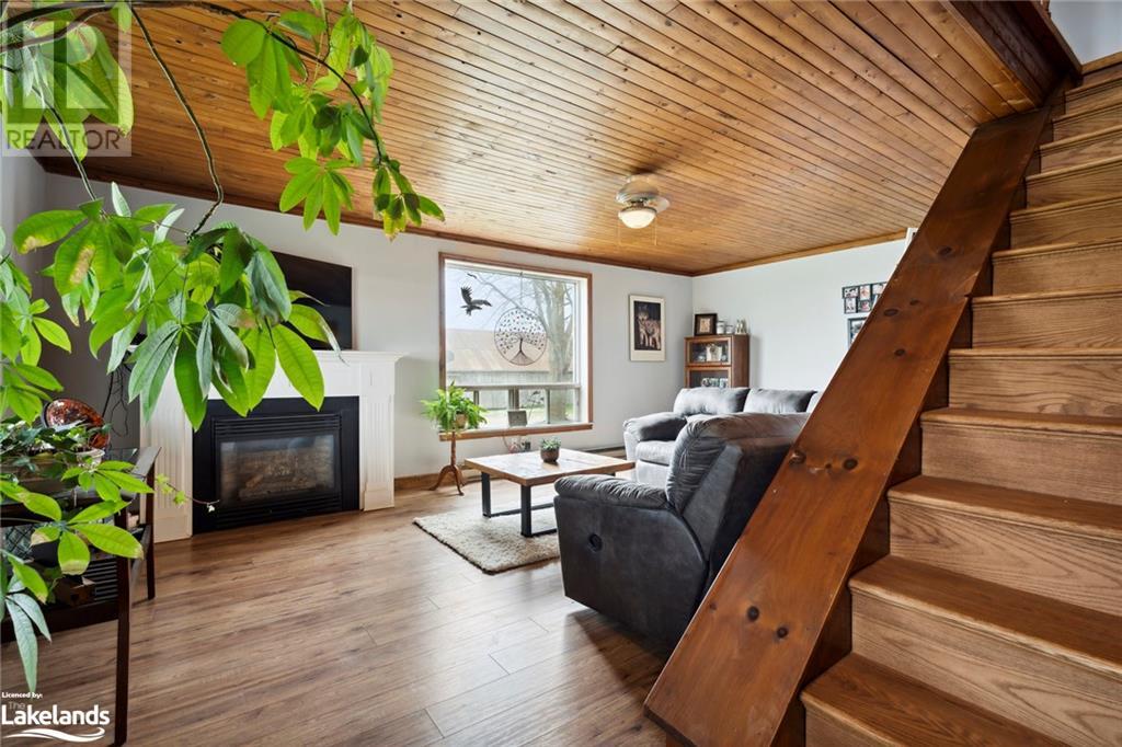 Listing 40413584 - Large Photo # 8