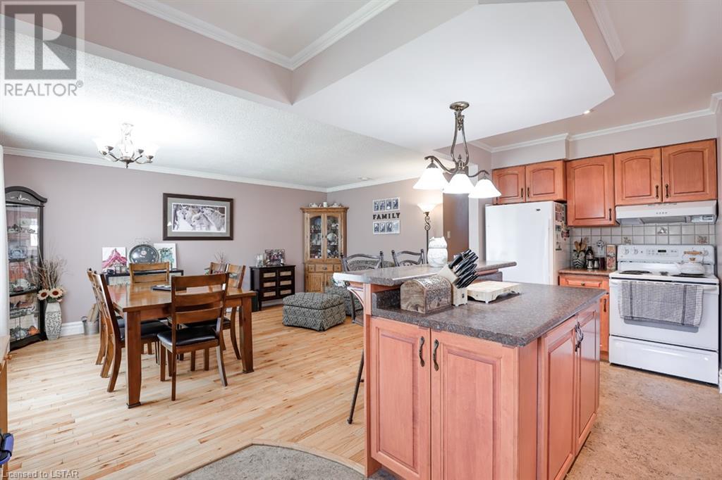 Listing 40413671 - Large Photo # 13