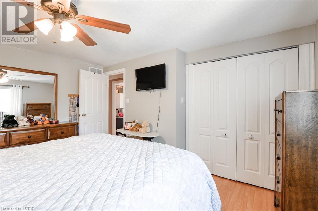 Listing 40413671 - Large Photo # 30