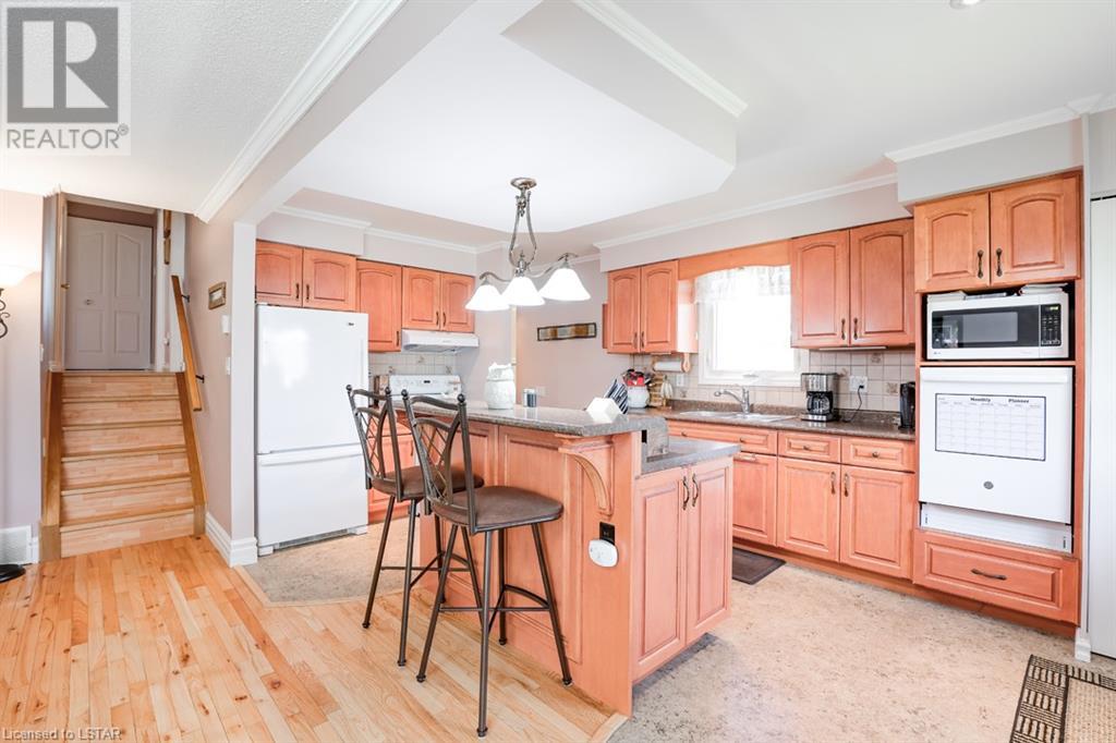 Listing 40413671 - Large Photo # 16