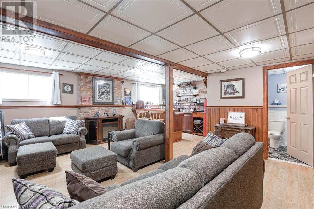 Listing 40413671 - Large Photo # 35