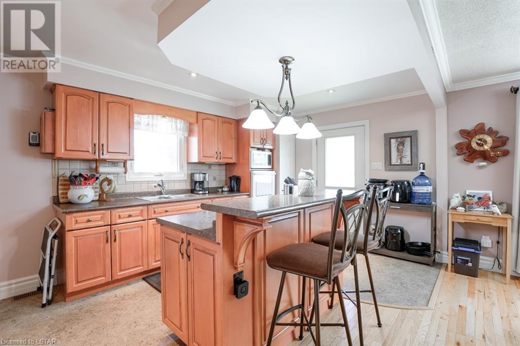 Listing 40413671 - Large Photo # 18