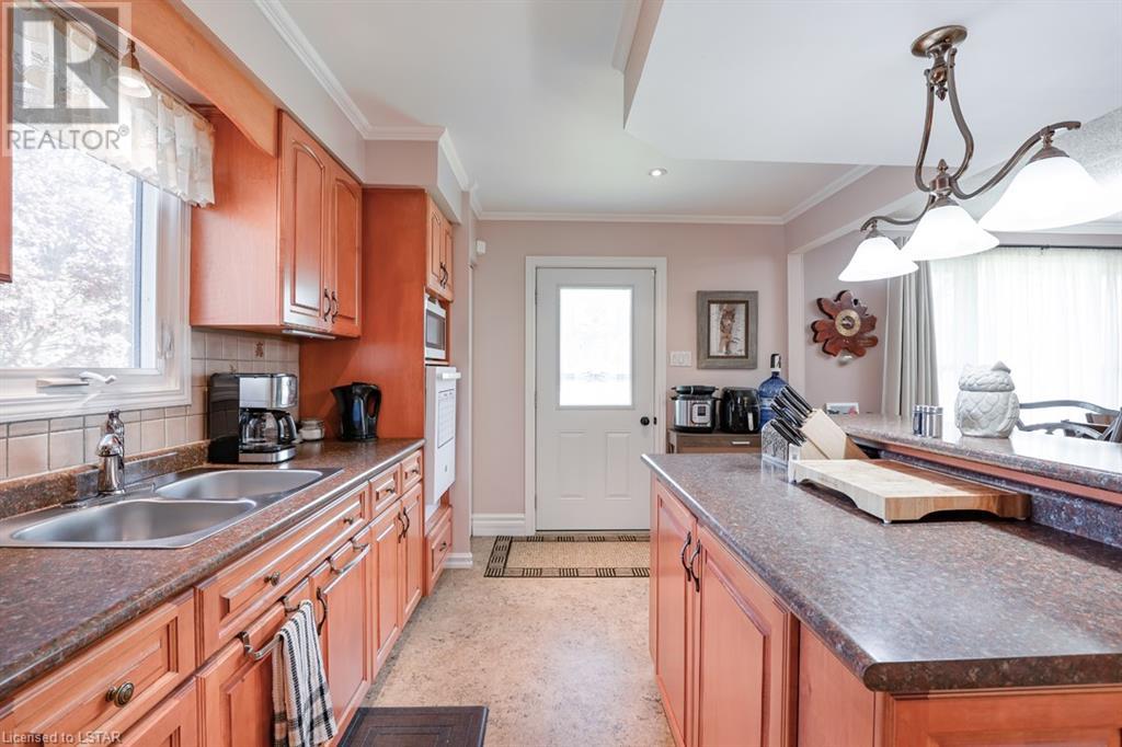 Listing 40413671 - Large Photo # 14