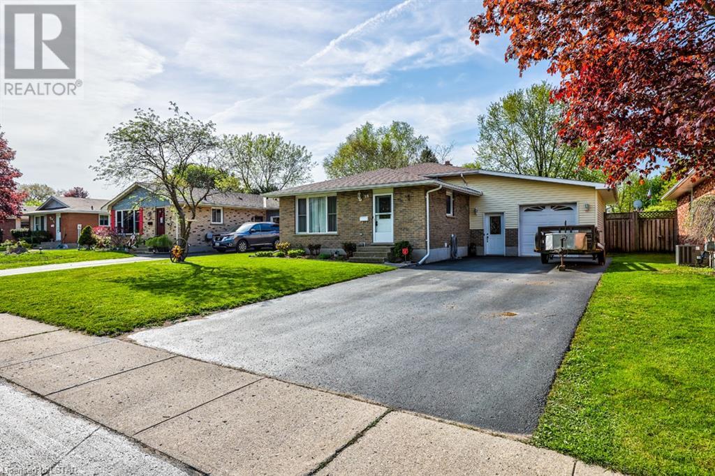 Listing 40413671 - Large Photo # 3