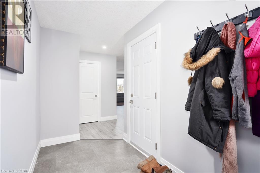 Listing 40413873 - Large Photo # 2