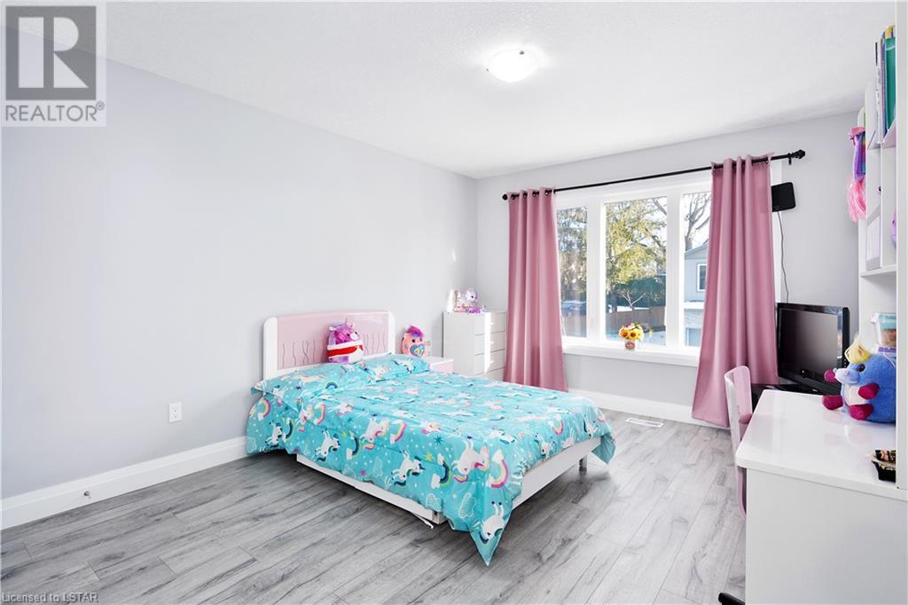 Listing 40413873 - Large Photo # 17