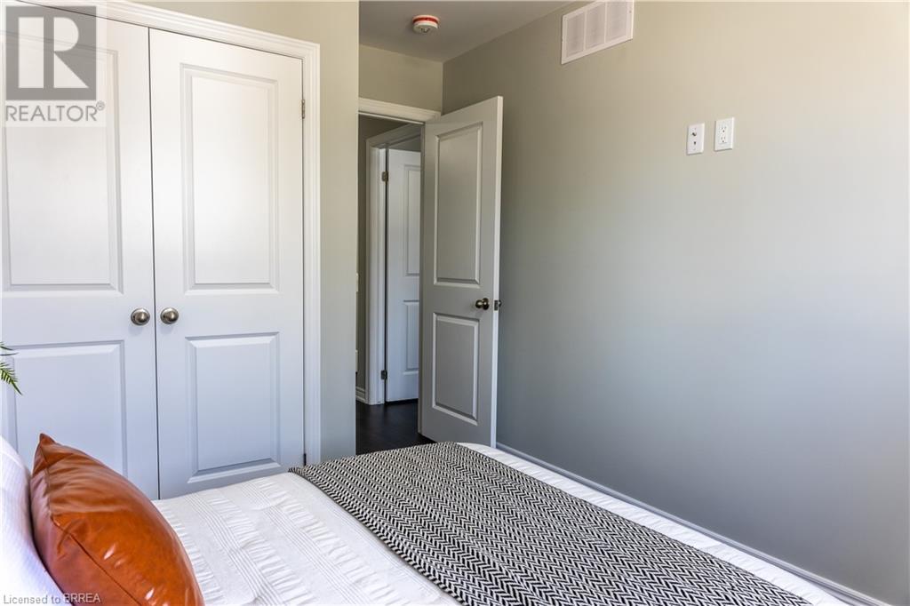 Listing 40413886 - Large Photo # 18