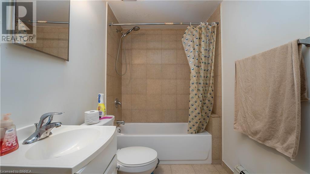 Listing 40414015 - Large Photo # 3