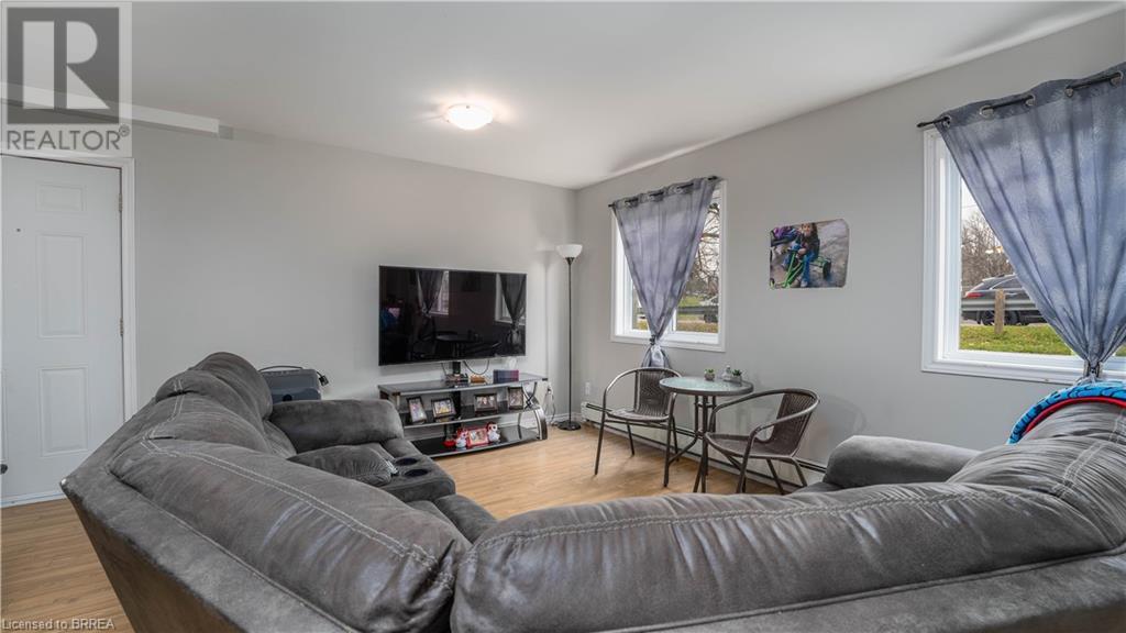 Listing 40414015 - Large Photo # 8