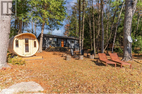 1018 GRANNY DUNCAN Road, Gravenhurst