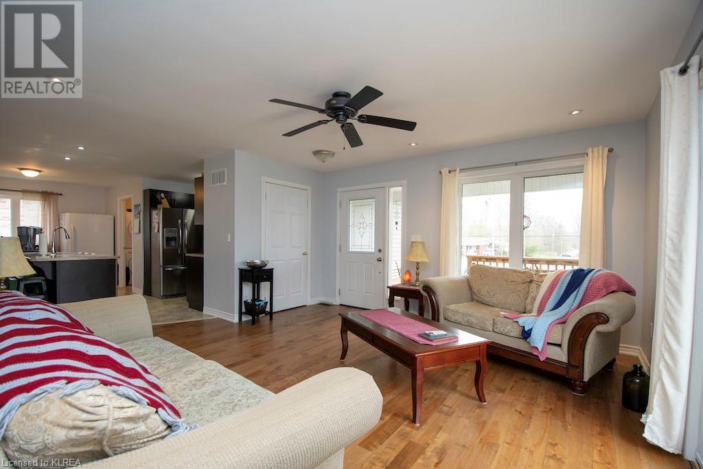 Listing 40415130 - Large Photo # 9