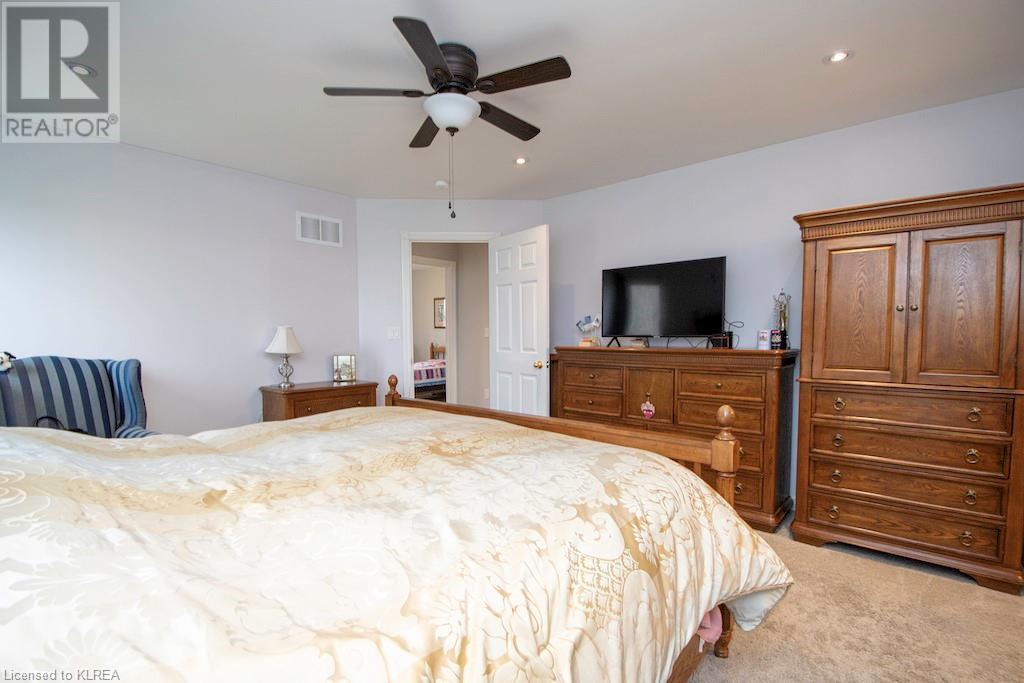 Listing 40415130 - Large Photo # 18