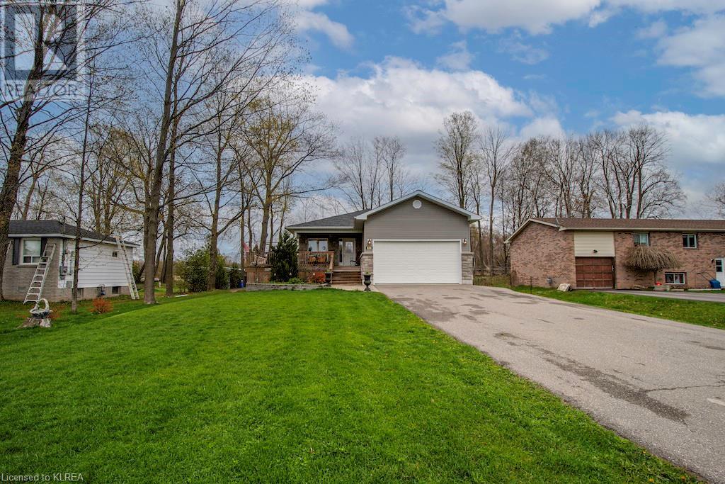 Listing 40415130 - Large Photo # 4