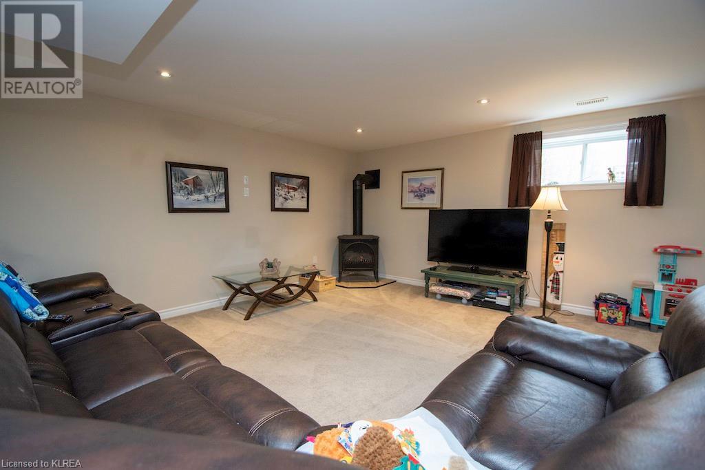 Listing 40415130 - Large Photo # 33