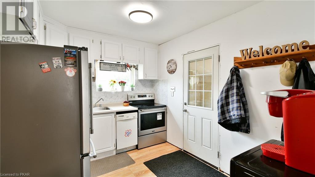 Listing 40415168 - Large Photo # 3