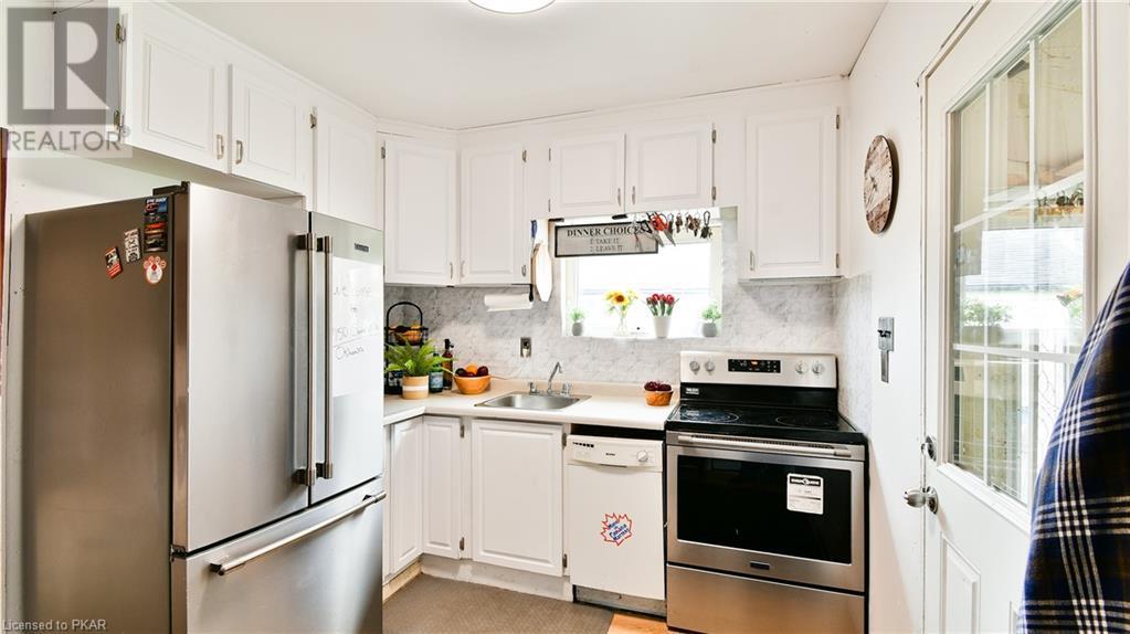 Listing 40415168 - Large Photo # 2