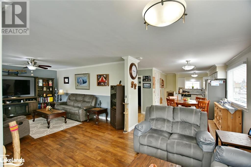 Listing 40415323 - Large Photo # 17