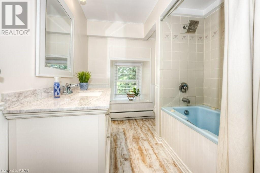 Listing 40415500 - Large Photo # 30