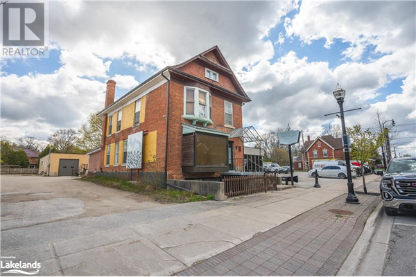 715 2ND Avenue E, Owen Sound