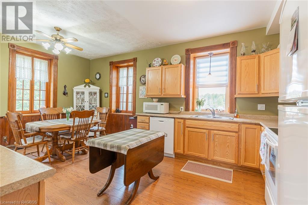 Listing 40415851 - Large Photo # 11