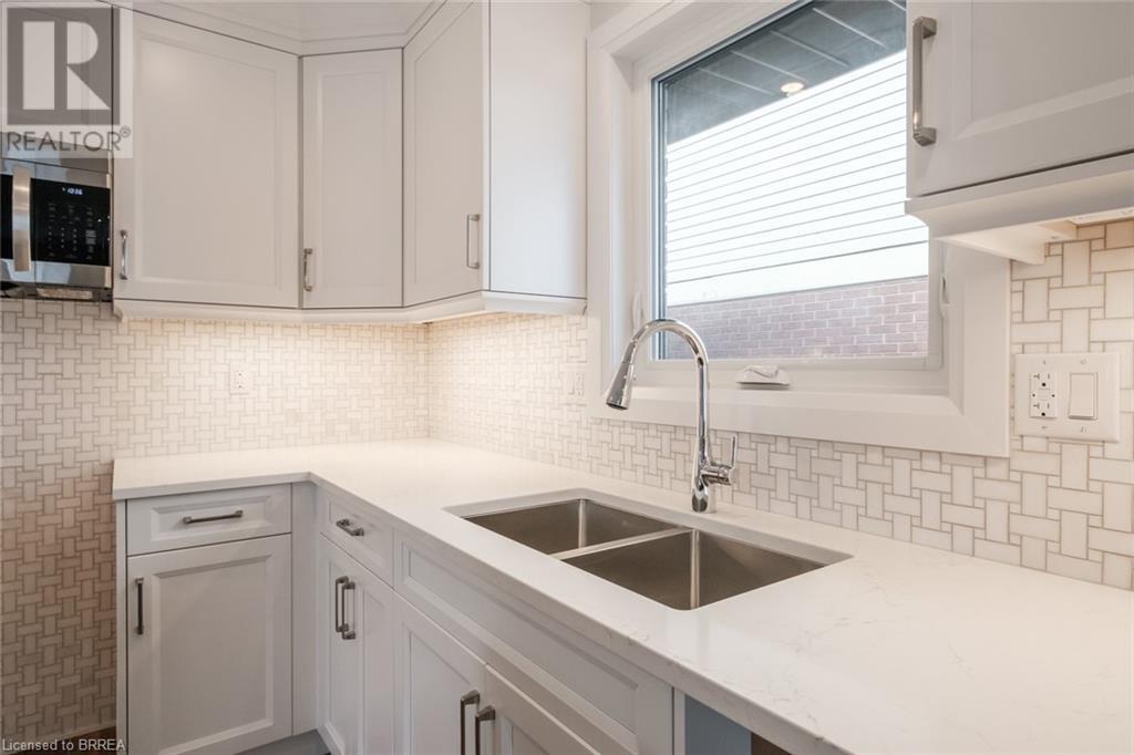 Listing 40415886 - Large Photo # 16
