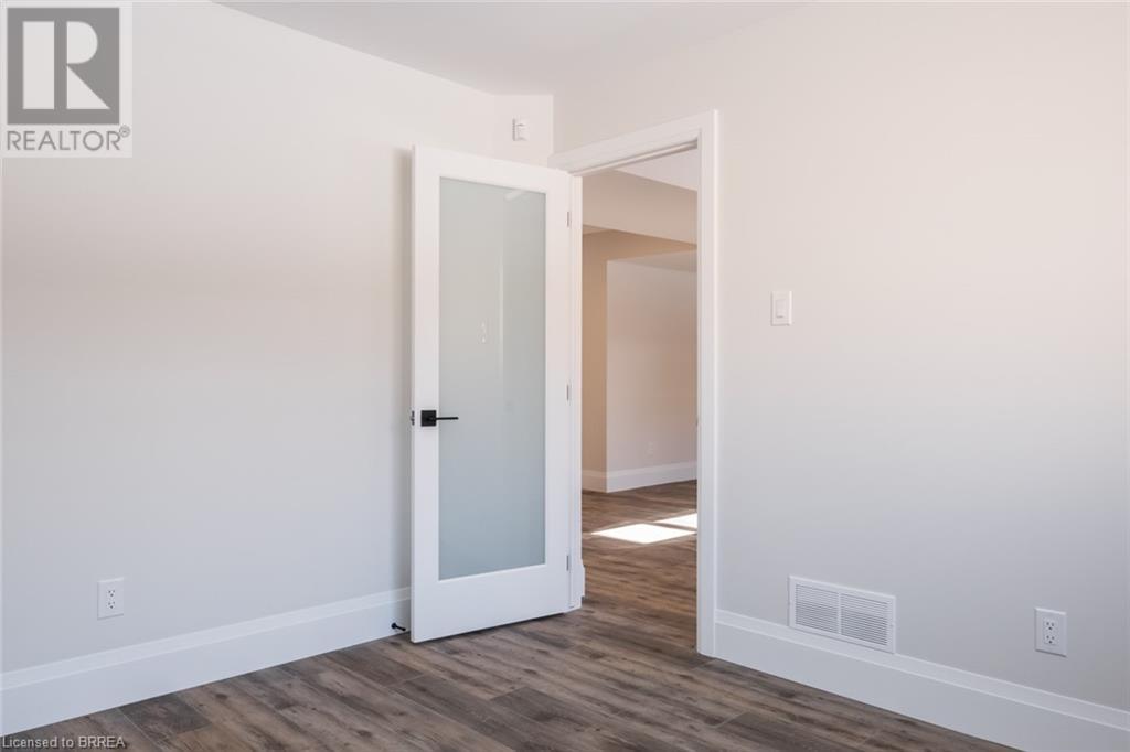 Listing 40415886 - Large Photo # 40