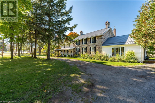 44 BRIDGE Street, Lakefield