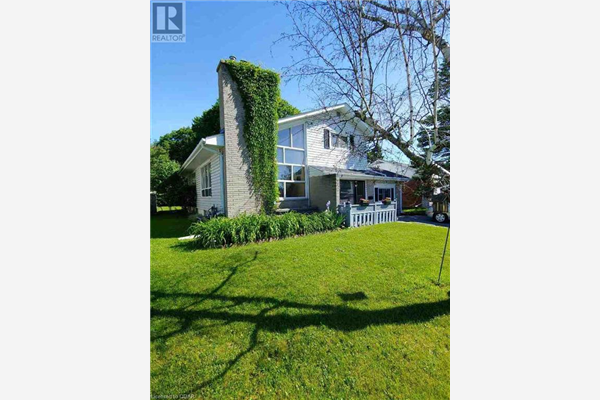 544 BRIDGE Street, Belleville