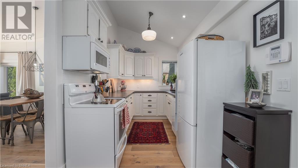 Listing 40416408 - Large Photo # 18