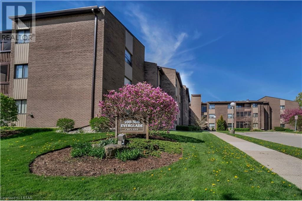 200 EVERGLADE Crescent Unit# 307, London