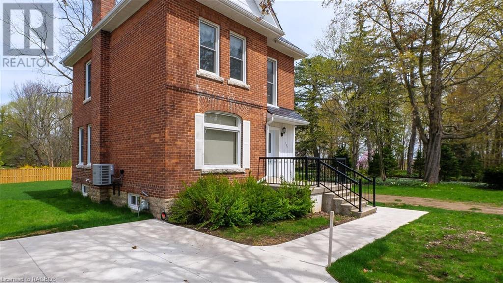 550 10TH STREET A WEST