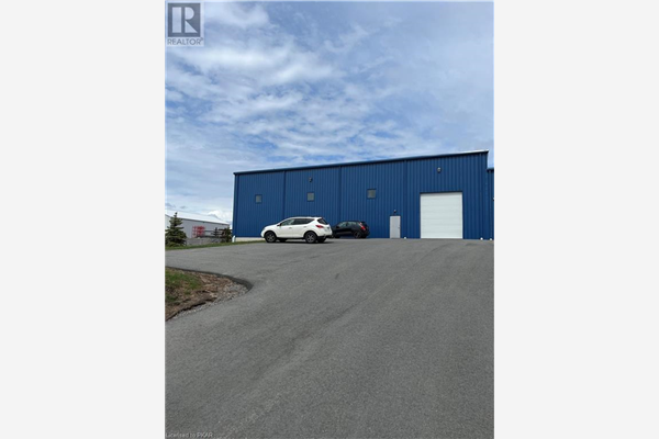 1901 FISHER DRIVE, Peterborough
