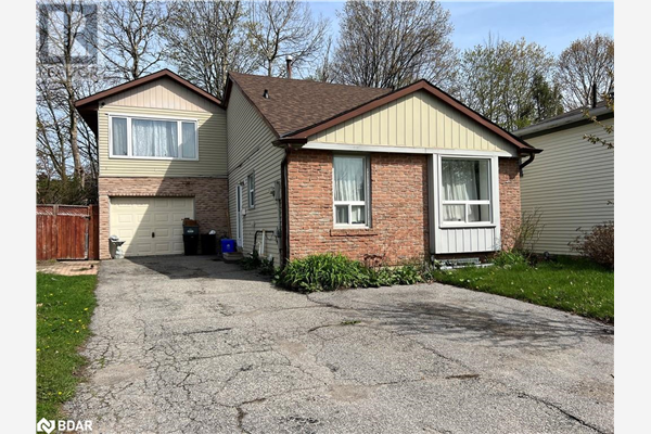 65 MOWAT Crescent, Barrie