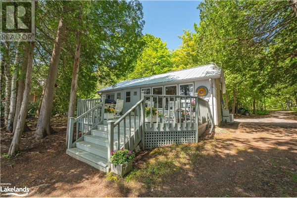 4 MOOSE Road, Coboconk