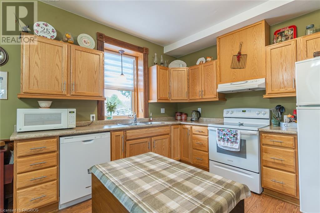 Listing 40417083 - Large Photo # 11