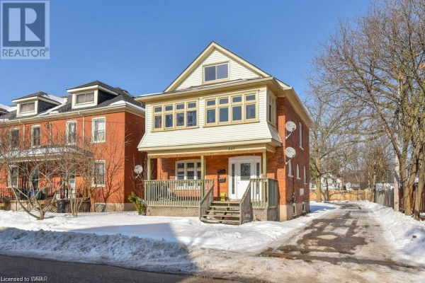 445 VINE Street, Cambridge