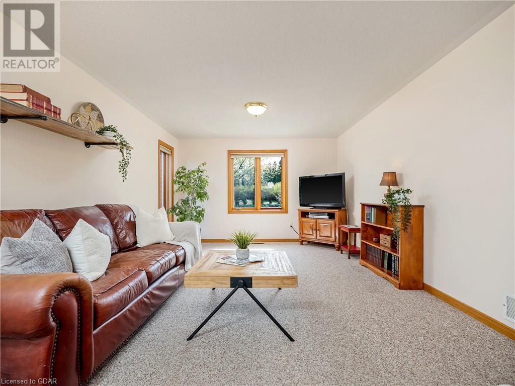 Listing 40417529 - Large Photo # 12