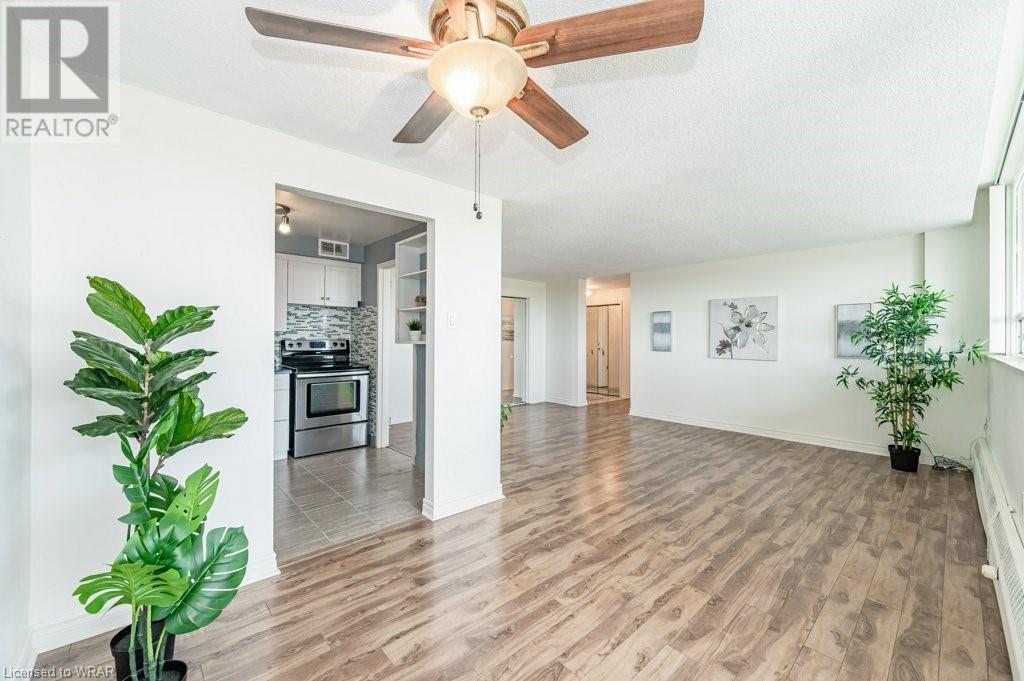 Listing 40417689 - Large Photo # 11
