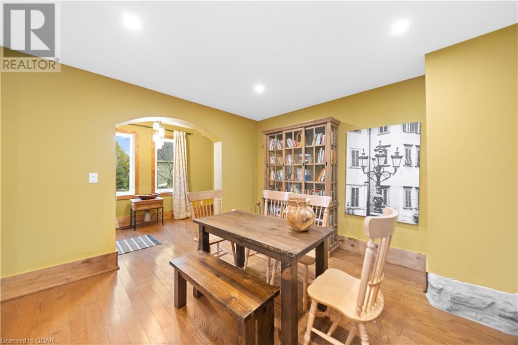Listing 40417706 - Large Photo # 8