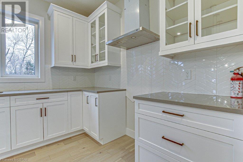 Listing 40417892 - Large Photo # 12