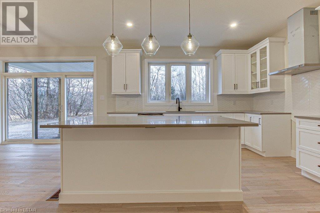 Listing 40417892 - Large Photo # 11